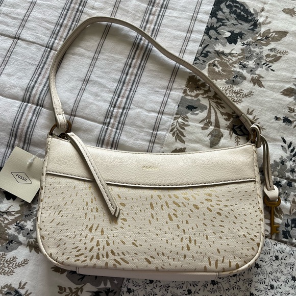 Fossil Handbags - Fossil Cream and Gold Shoulder Bag